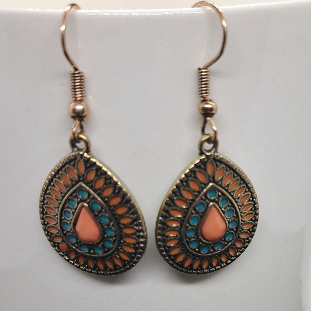 Western Boho Neutral Tones Dangle Earrings- NWOT